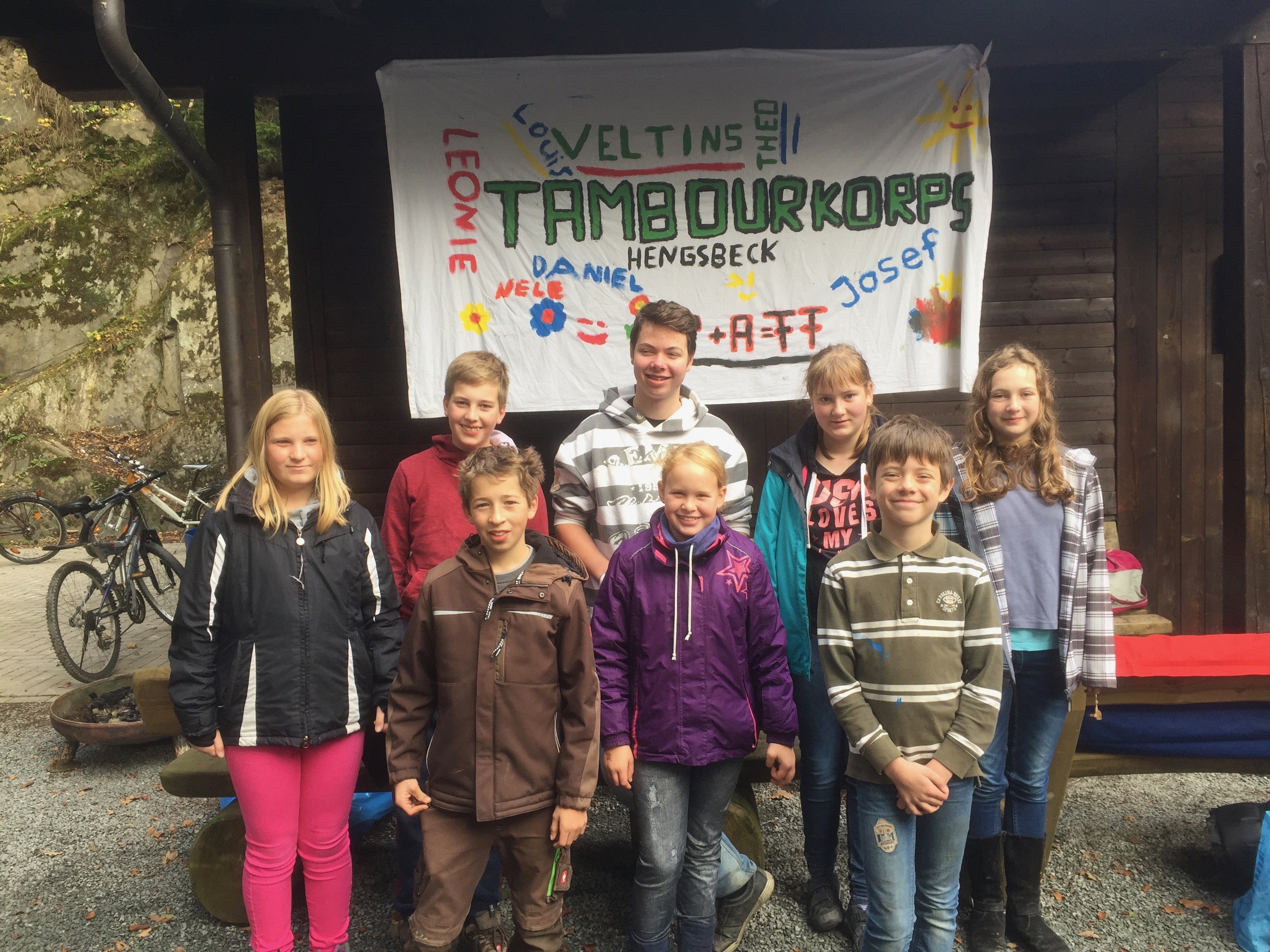 v.l.: Nele Riße, Louis Conze, Theo Büngener, Josef Osebold, Leonie Teipel, Anna Alteköster, Daniel Osebold, Paula Clausen Jugendgruppe Fahrradtour und Lager 2016